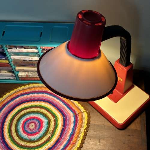 出售 昭和時期 vintage SANYO 三洋座枱燈一箋，100%正常，整體九成新，款式經典，有...