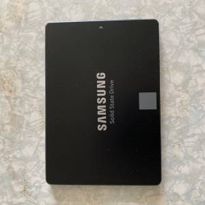 通電少、九成新 、Samsung SSD 850 EVO 500GB