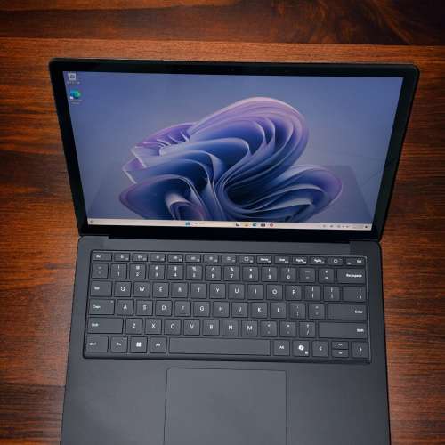 Surface Laptop6 Ultra5/16/512 全新機