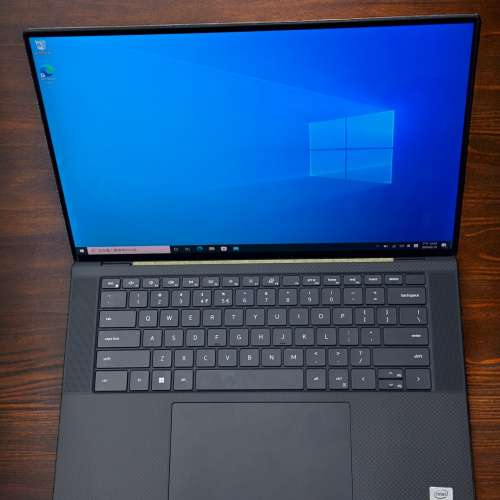 Dell XPS 15 i7-10/64/2T/1650/Touch 4K