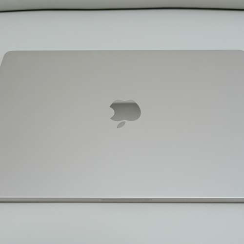 Macbook air m2 15-inch 256gb 星光色