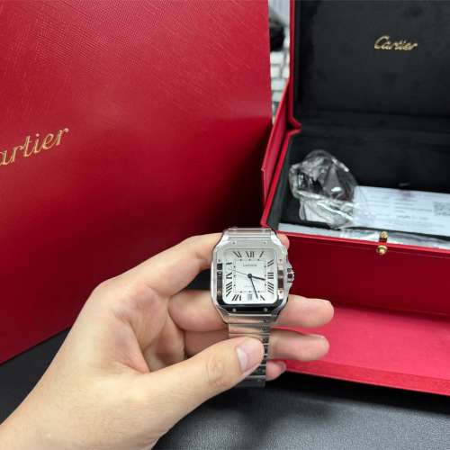 全新方形腕錶NM66