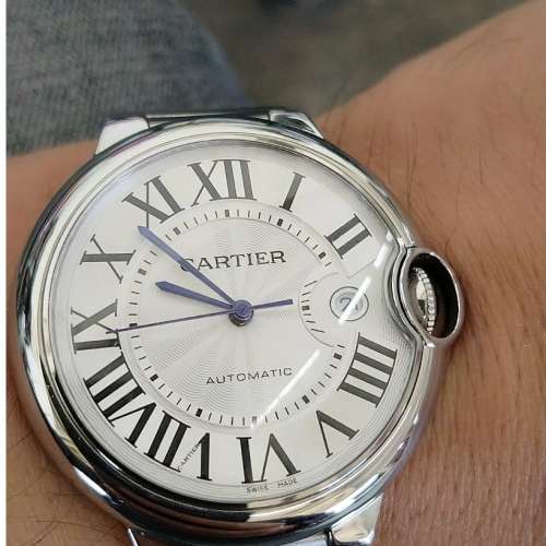 全新圓錶盤腕錶AG60