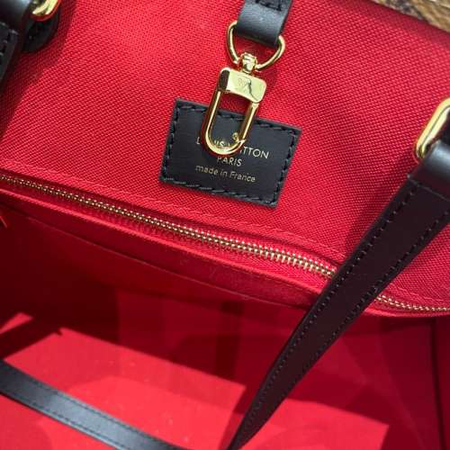 女士高檔包包 LV Onthego 中號手袋/肩包/斜挎包 M45321 頂級