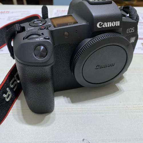 Canon EOS R