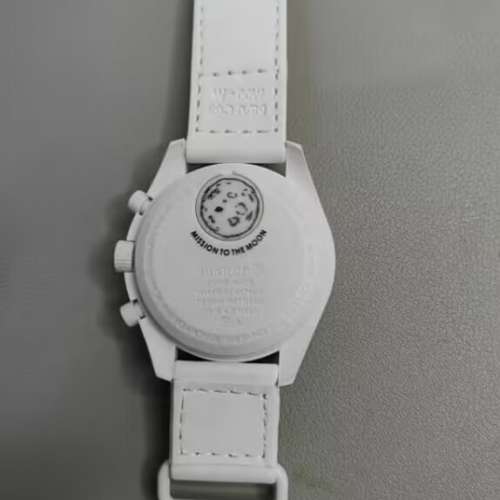 Omega X Swatch -Snoopy watch white