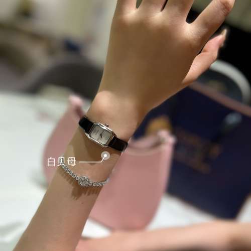 女士名牌手錶-最新阿瑪尼方形小錶盤手錶