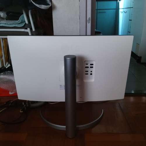 LG 27” 4K超高清顯示器