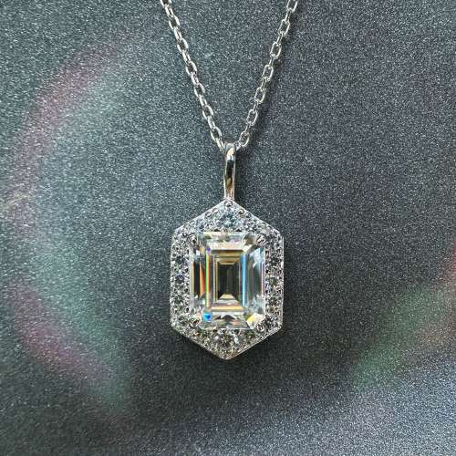 3克拉菱形莫桑鑽石項鍊吊墜