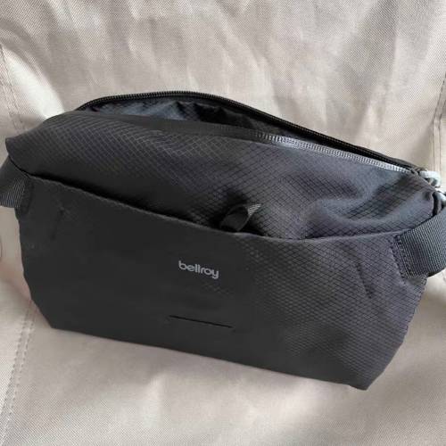 （全新）澳洲 Bellroy 黑色 Lite Sling 7L 斜咩 相機袋