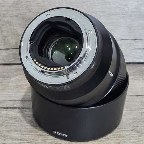 Sony FE 85mm F1.8
