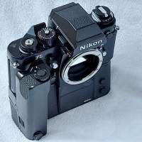 Nikon F3 HP+MD-4  *專業型號*珍藏品*