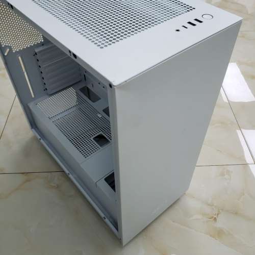NZXT H7機箱白色