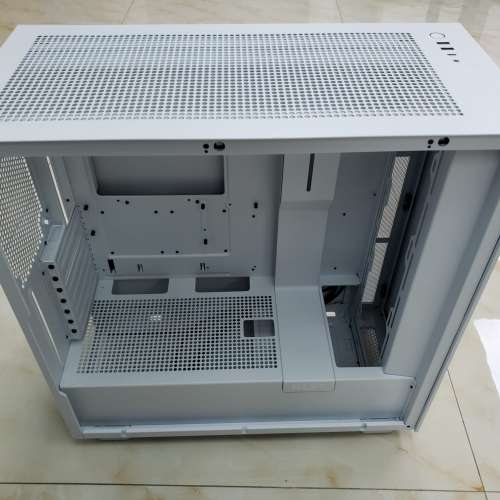 NZXT H7機箱白色