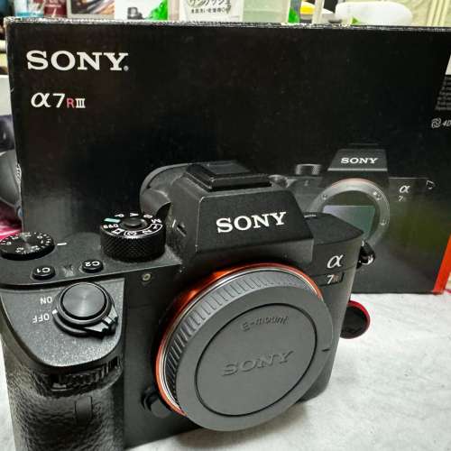 A7R3 行貨齊盒
