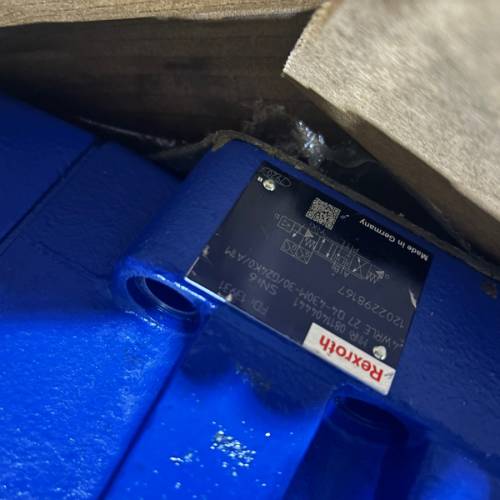 Rexroth0811404441 4WRLE 27  Q4-430M-30/G24K0/AM