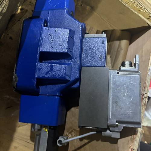 Rexroth0811404441 4WRLE 27  Q4-430M-30/G24K0/AM