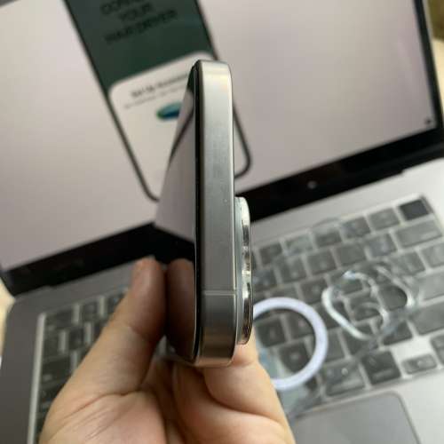 Iphone 15 512 gb pro max titanium 原色