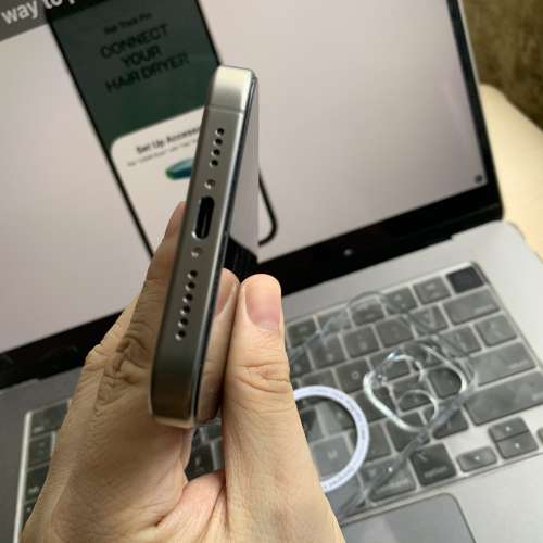 Iphone 15 512 gb pro max titanium 原色