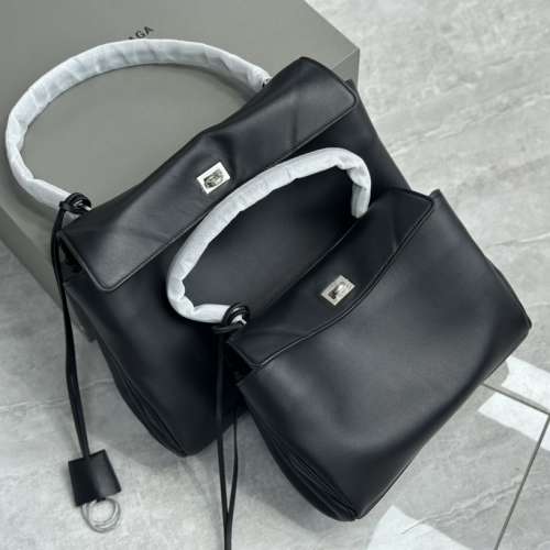 巴黎世家 rodeo 黑色銀五金 燙金刻字logo