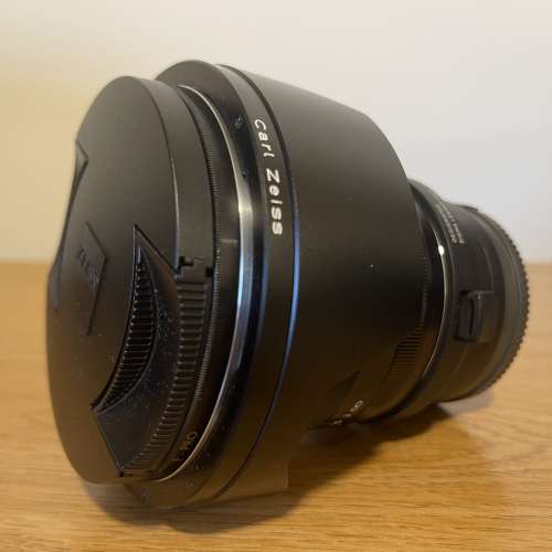 ZEISS Distagon T* 18mm f/3.5 ZE Wide Angle Lens Canon EF Mounts ZE1835ZEC