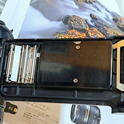 NIKON F-90X 菲林相機連原廠MB-10直倒