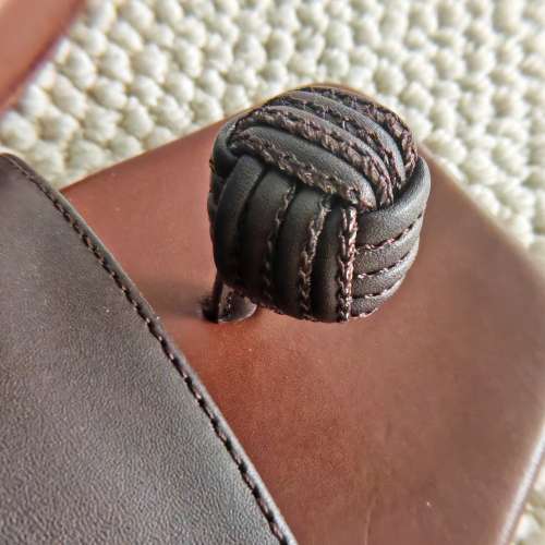 HEREU 編織球夾腳平底一字拖鞋