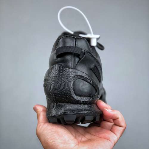 ECCO愛步2024年新款戶外鞋防水透氣越野跑鞋