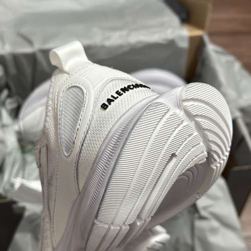 Balenciaga 巴黎世家 Circuit 透氣網面休閑鞋