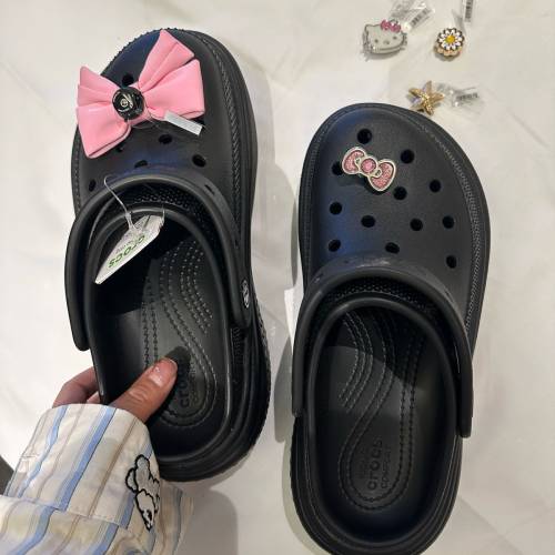韓國🇰🇷Crocs 熱賣款🔥雪屋