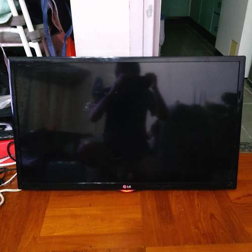 LG 32” LED iDTV