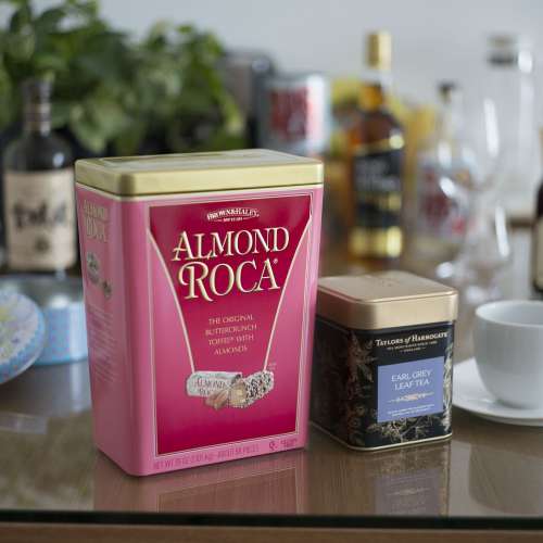 For Sale: Brand-New Leica 50Cron-M Limited Edition “Safari”