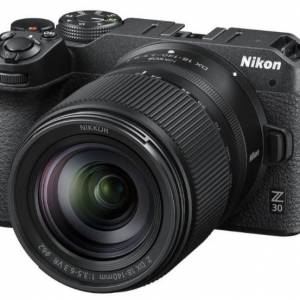 Nikon Z30 連 NIKKOR Z DX 18-140mm F/3.5-6.3 VR