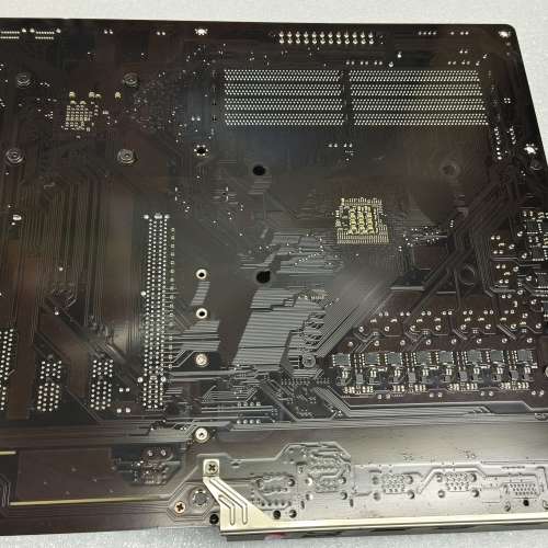 Gigabyte X570 GAMING X