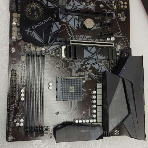 Gigabyte X570 GAMING X