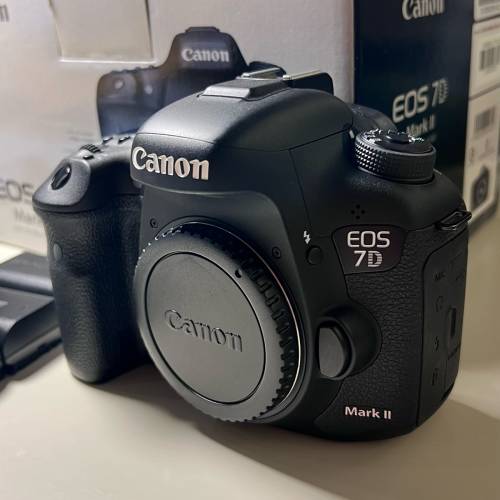 Canon 7D Mk2 in mint condition
