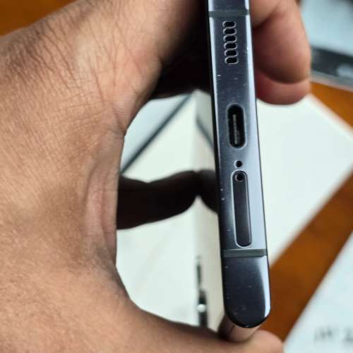 99% New- HK Licenced - Samsung Galaxy S22 Ultra 256GB 12GB RAM