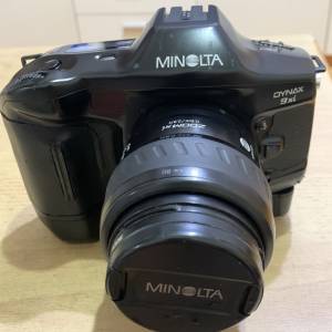 實用高級Minolta 9xi 連原廠28-80 xi鏡頭十原厰電盒 7成新