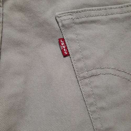 Levis jeans牛仔褲