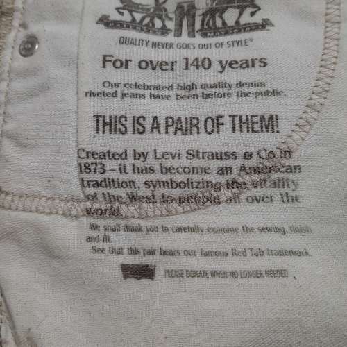 Levis jeans牛仔褲