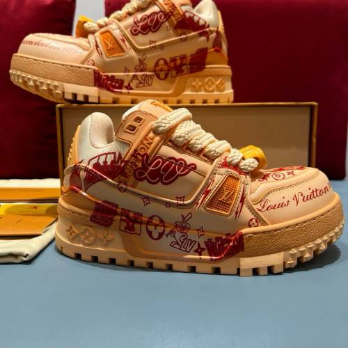 Louis Vuitton /  TRAINER MAXI 運動鞋 胖嘟嘟 胖丁擦色水洗做舊系列