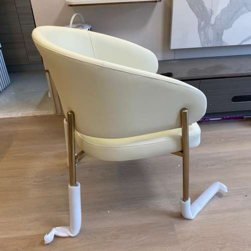 全新米白色餐椅4張 ($100x4)