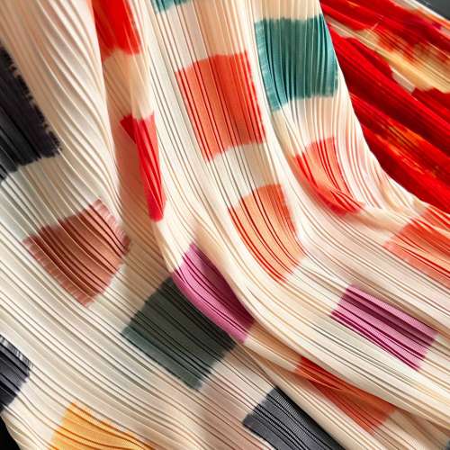 吉普賽的夏天🌴美到窒息🙀全網瘋搶的「三宅褶皺多彩印花半身裙」