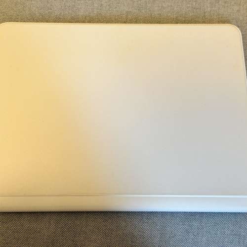 99%新 原裝香港行貨 白色 magic keyboard 11" for iPad