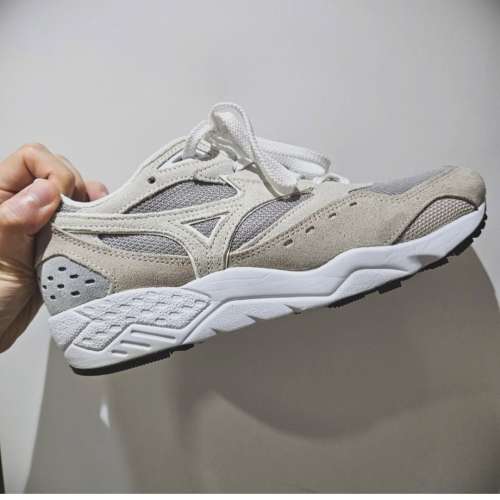 Mizuno 灰色波鞋 復古款 RB-LINE . CONTENDER (D1GA221204) 美津濃 not nike adidas