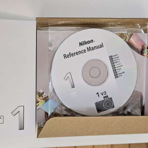 Nikon 1 V2 Double Zoom Kit (white body)