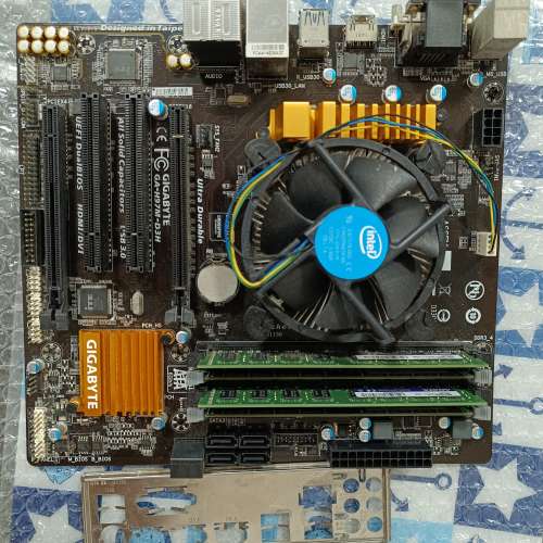 Gigabyte GA-H97M-D3H MATX MB + I5 4440 + 32GB Ram