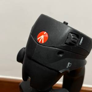 Manfrotto Compact Action 相機腳架