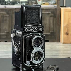 Minolta Autocord  TLR 120 film camera