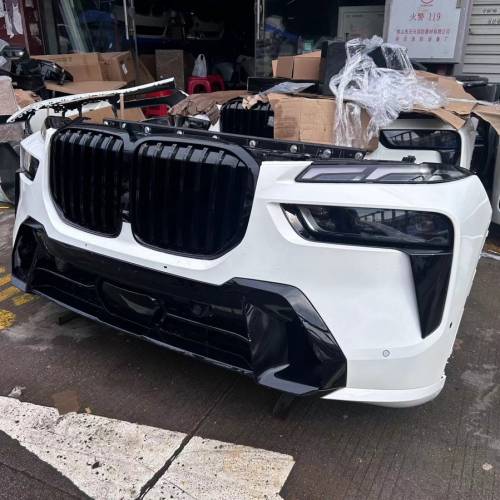 宝马X7最新款G07走